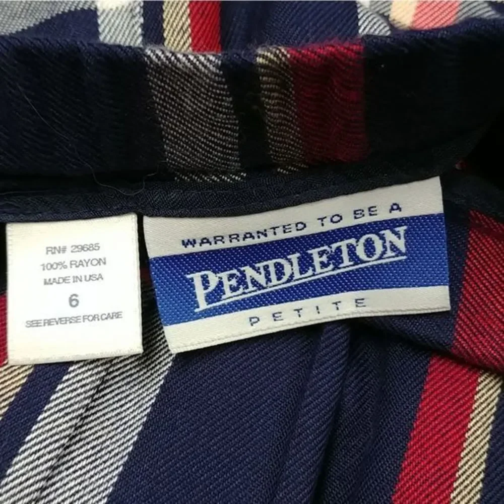 Pendleton Plaid Pleated Skirt‎
